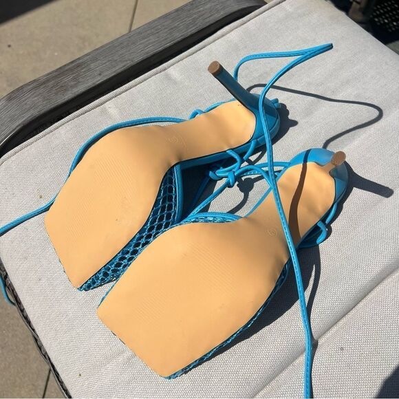 Fishnet Heel - Picture 8 of 9